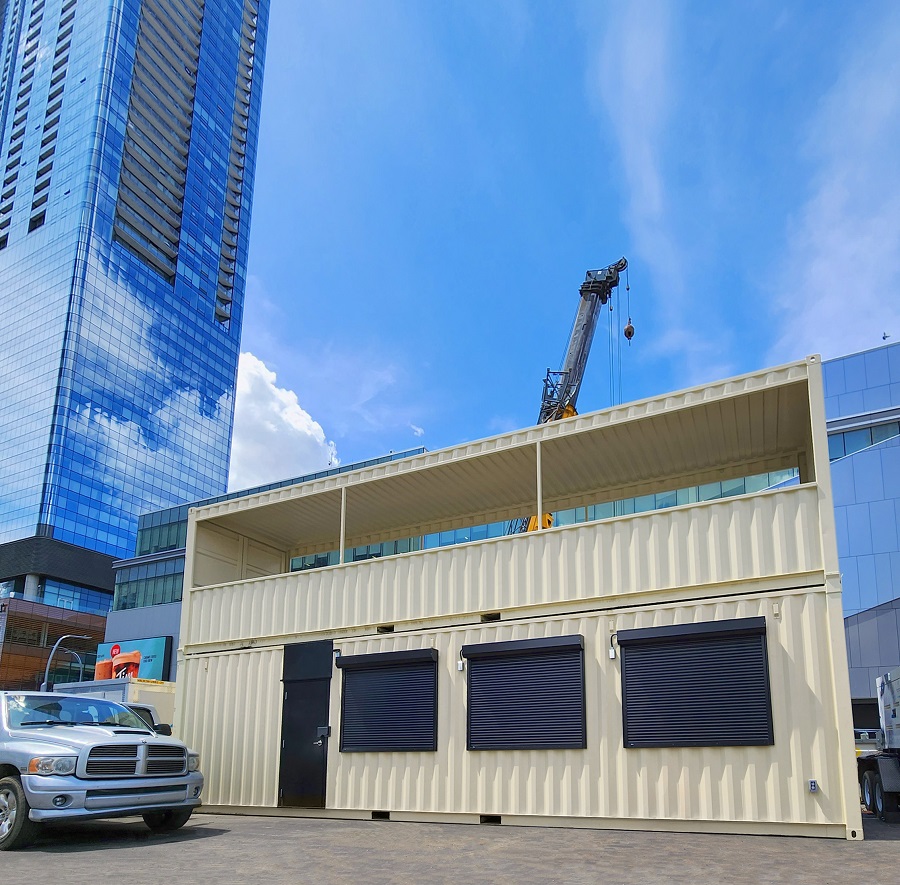 40&rsquo;HC VIP Area with Patio for the Oilers - Container Express Services PTY LTD